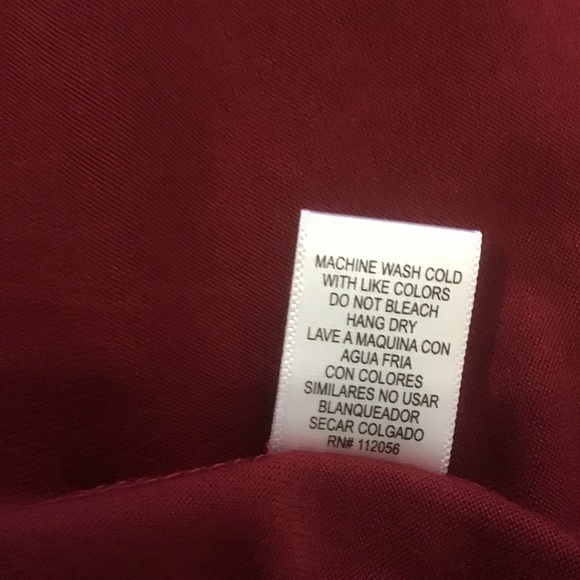 Zenna Outfitters Deep Red Short Sleeve Fit & Flare Dress w/Side Pockets, Size L - Picture 9 of 13